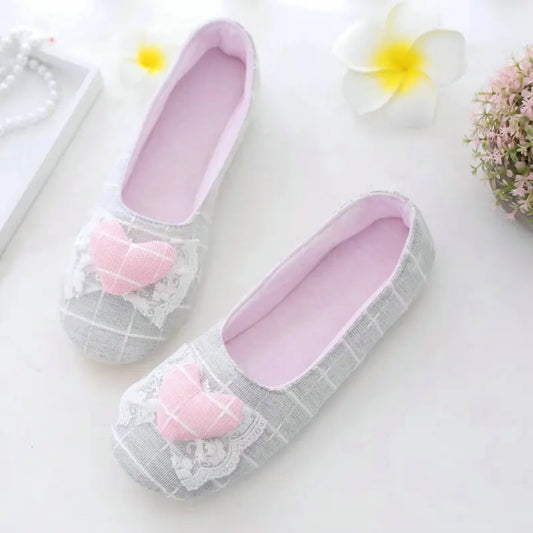 Women's Slippers with Puff Heart