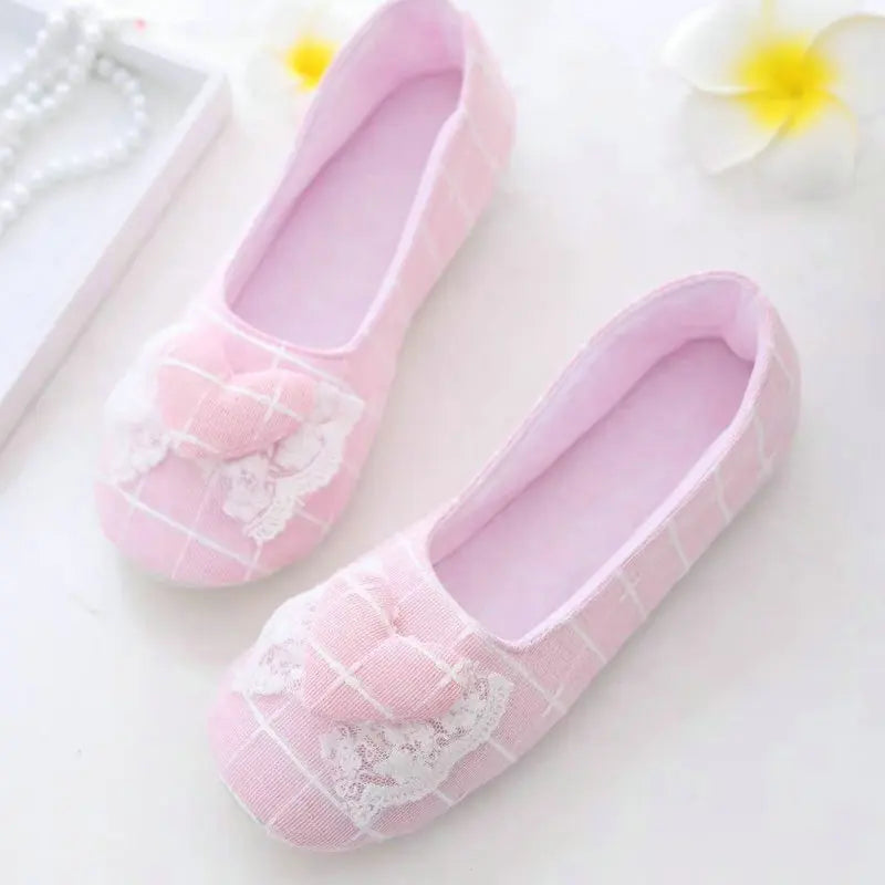 Women's Slippers with Puff Heart