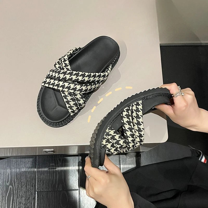 Houndstooth CrissCross Slippers for Woman