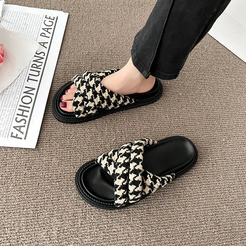 Houndstooth CrissCross Slippers for Woman