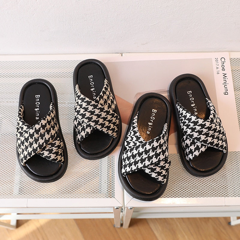 Houndstooth Criss Cross Slippers for Girls - Slippers Galore